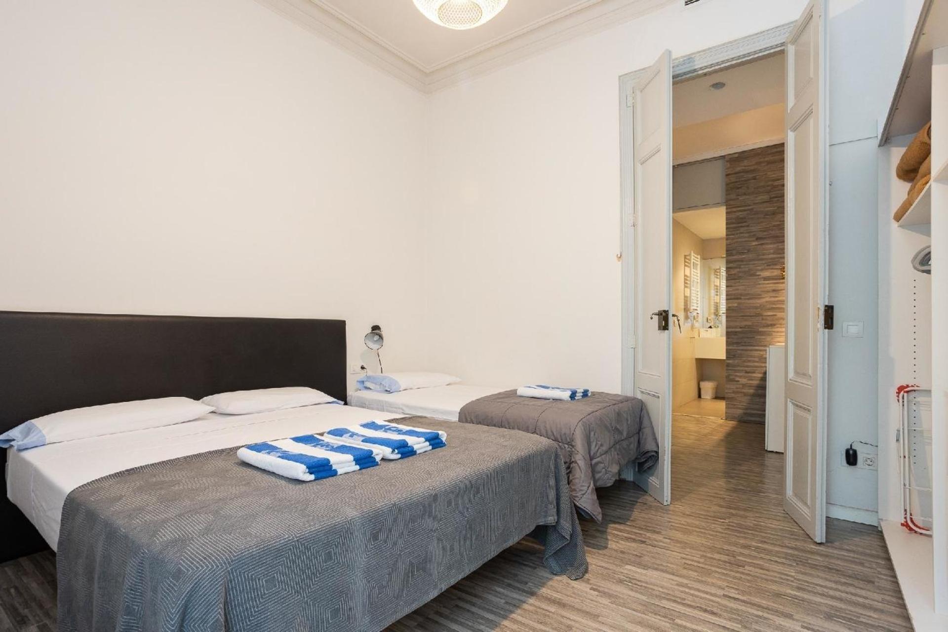 Fuer 9 Personen Ca 120 Qm In Barcelona-eixample, Costa Brava Costa Del Maresme * Barcelona