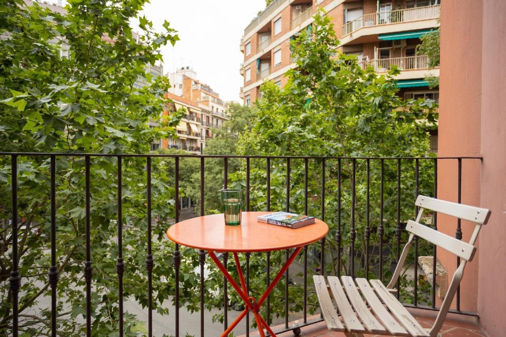 Apartment Fuer 9 Personen Ca 120 Qm In Barcelona-eixample, Costa Brava Costa Del Maresme Barcelona